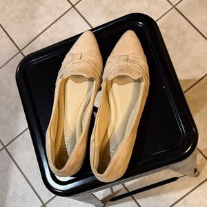 Pointed-Toe Tan Suede Women's Flats with Pleated Detail